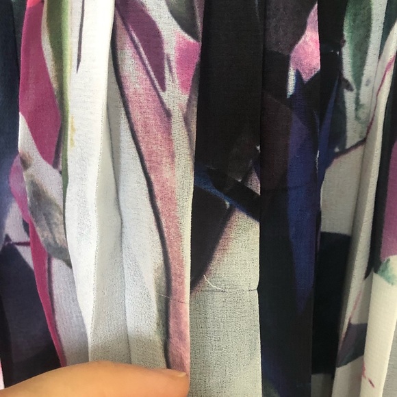 Bebe Dress - Picture 6 of 6